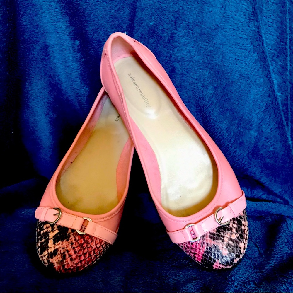 GORGEOUS Pink Flats w/ Pink and Black Snakeskin Size 7 1/2 by SOLE SENSEABILITY